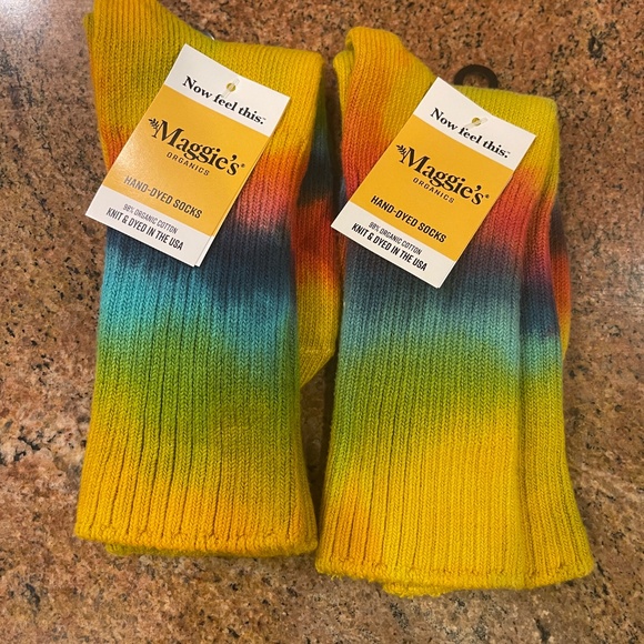 2 Pair Maggie's Organic Hand Died Crew Socks Medium Made in USA NWT - Picture 13 of 13